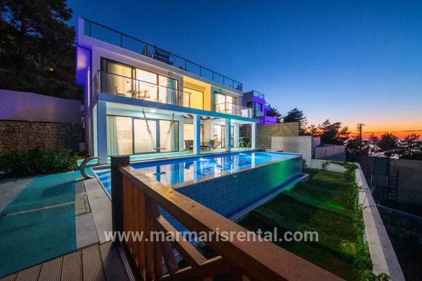 In Faralya eine Villa mit Meeresblick