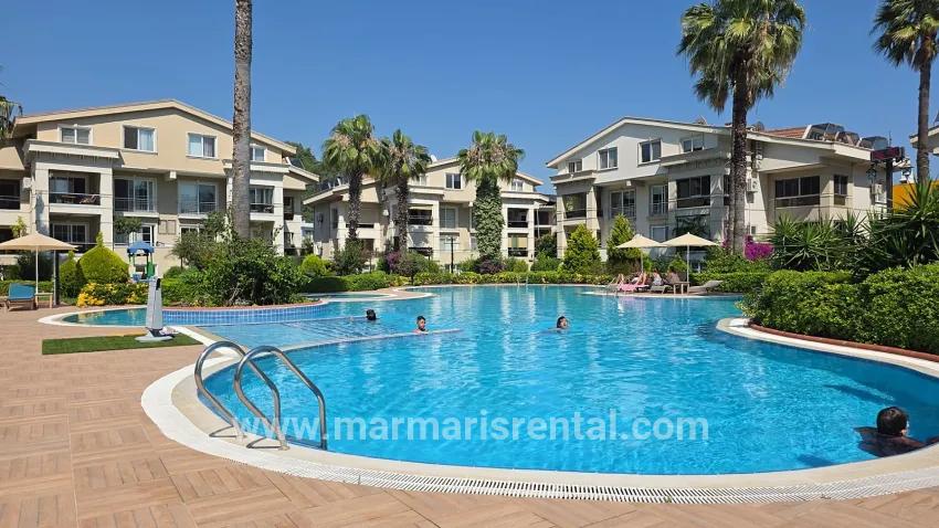 Camiavlu Viertel Schwimmbad-wohnanlage 3+1 Kaufwohnung