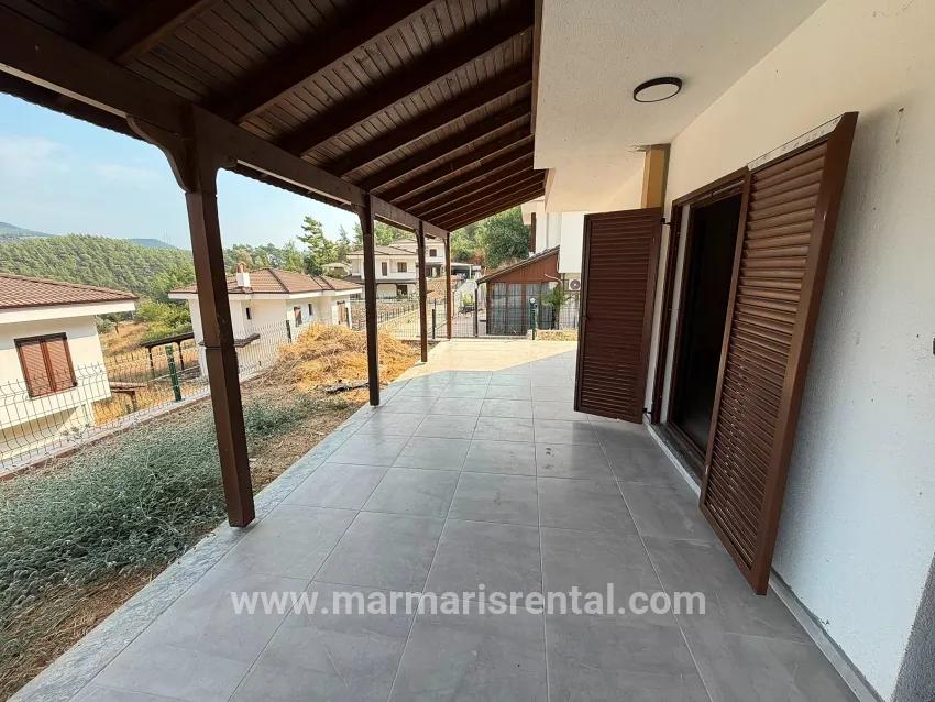 2+1-Zimmer Einfamilienhaus Zu vermieten in Çetibeli Bz. Marmaris - 140 m²