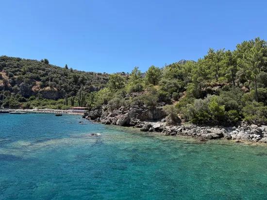 Marmaris Im Turunç-viertel direkt am Meer 4700 m2 kontrollierter Nutzungsbereich