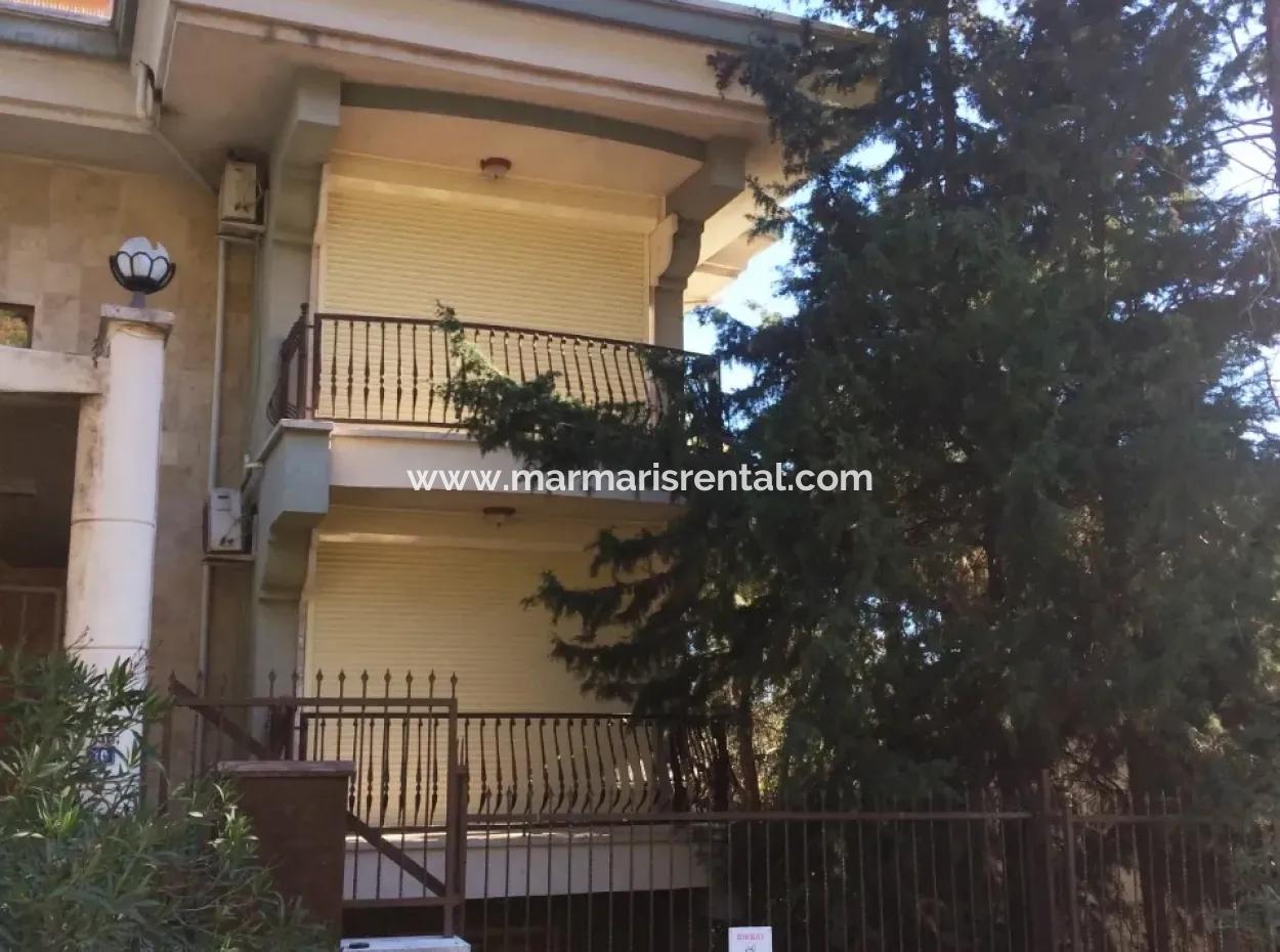 10 Schlafzimmer 2 Mit Pool Im Zentrum Von Marmaris.2500M2 Grundstück Zum Verkauf In Unserer Anlage.