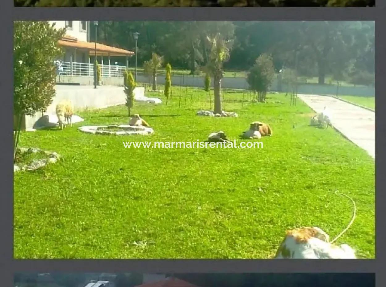 Gebaut Auf Einem Grundstück Von 7000M2 In Marmaris, 8 Zimmer, Haus Ranch Pool