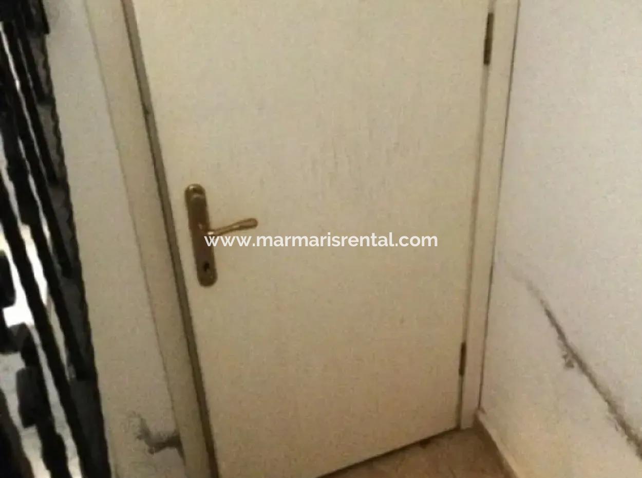 Freistehende Villa Mit Garten Zum Verkauf In Ula Muğla Bezirk Sultanahmet-Viertel Zweibettzimmer