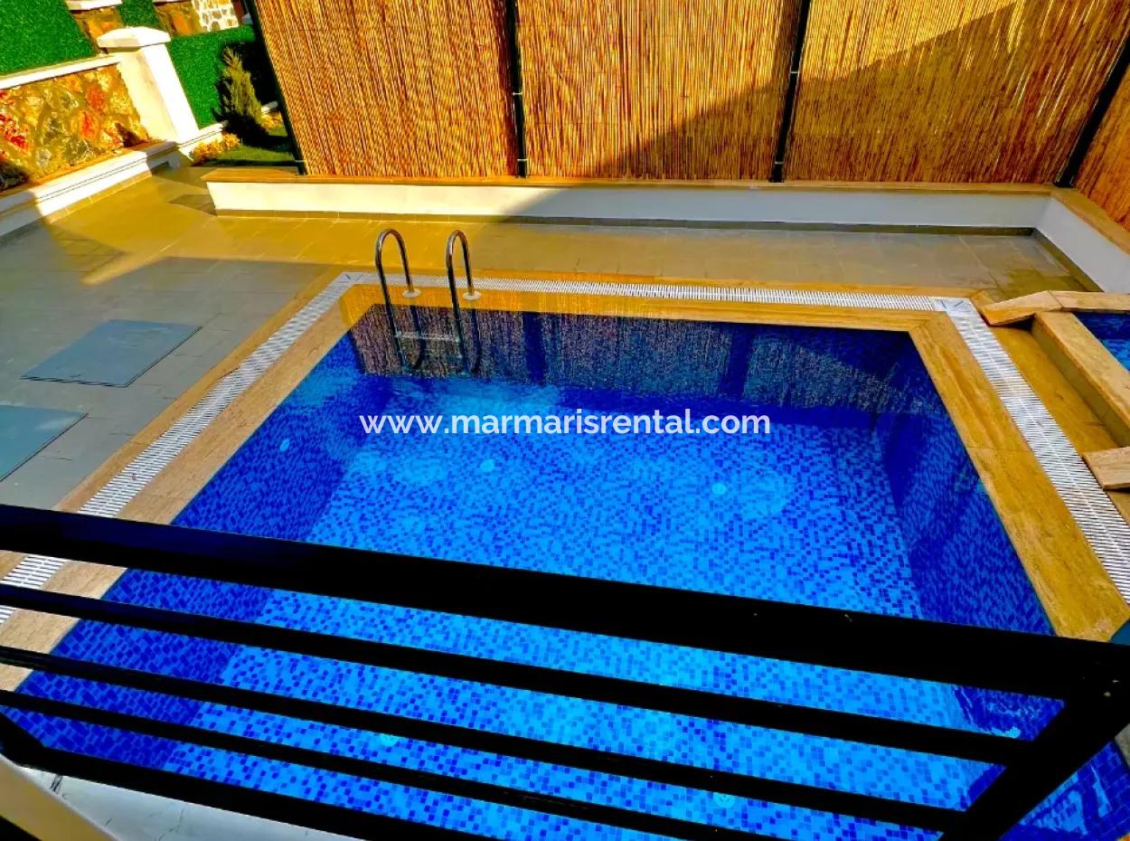 3 Zimmer, 1 Wohnzimmer, 3 Bäder, Ultra-Luxuriöse Tagesmiete Villa Mit Komplett Freistehendem Pool Im Viertel Marmaris Cetibeli