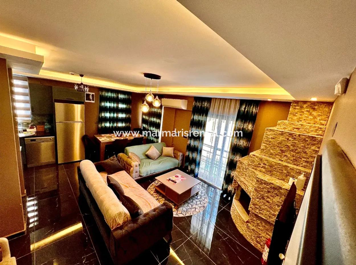 Villa Zu Verkaufen In Marmaris Çetibeli Mit 3 Swimmingpools Und Kinderbecken Und Hausmeisterhaus Auf 780M2 Grundstück