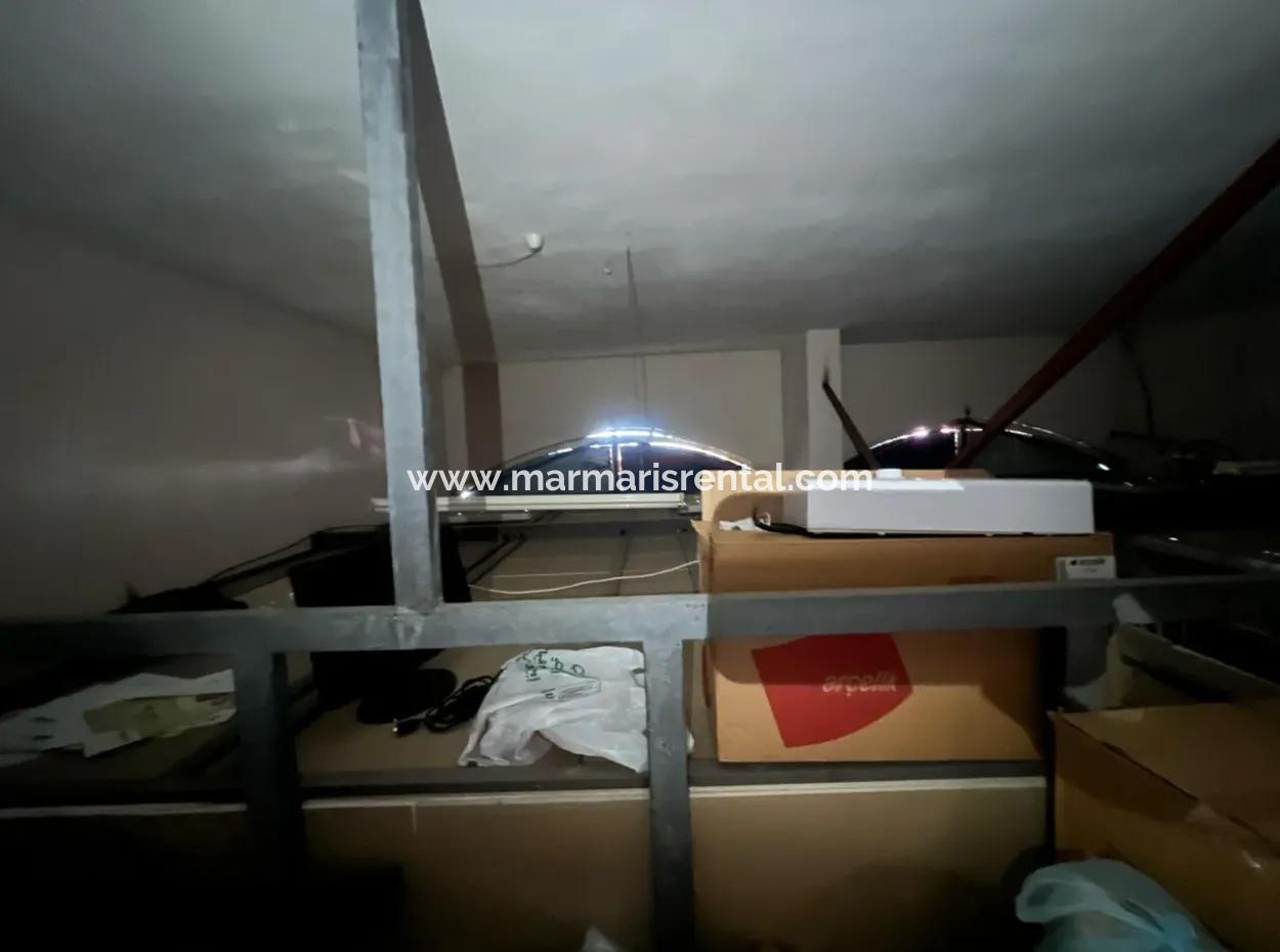 Geschäft Zum Verkauf 90M2 An Der Hauptstraße Im Zentrum Von Armutalan, Marmaris