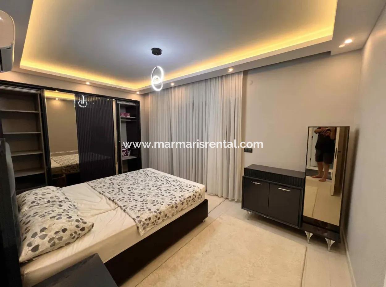 Tolles Portfolio! Die Einzigartige Natur Von Marmaris Und Seine Lage In Der Nähe Des Zentrums. 5 Einheiten Von 2 1 Voll Möblierten Wohnungen, Die Für Die Vermietung Von Unternehmen Im Gebäude Geeignet Sind