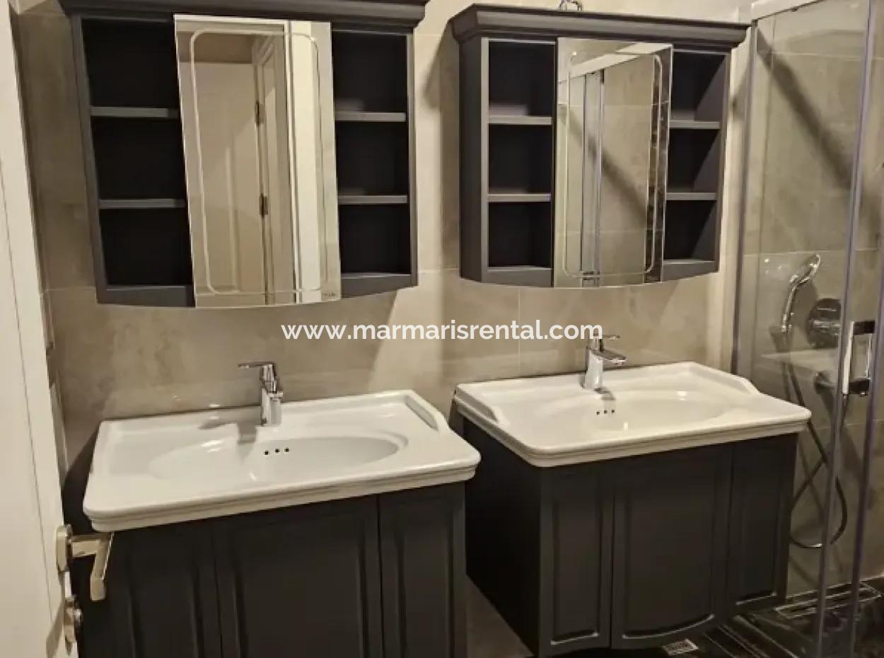 İçmeler Viertel 4 1 Vollständig Freistehende Brandneue Villa Zum Verkauf