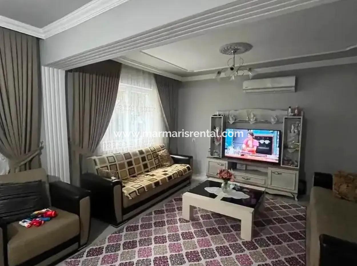 Camiavlu Nachbarschaftsgebäude Mit 5 Wohnungen Zum Verkauf