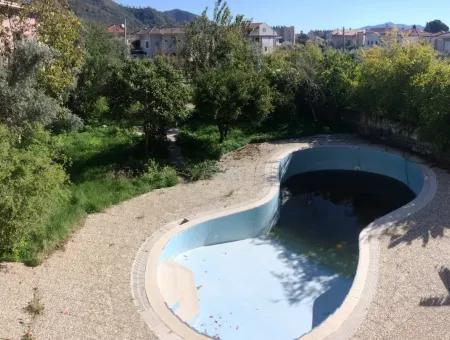 10 Schlafzimmer 2 Mit Pool Im Zentrum Von Marmaris.2500M2 Grundstück Zum Verkauf In Unserer Anlage.