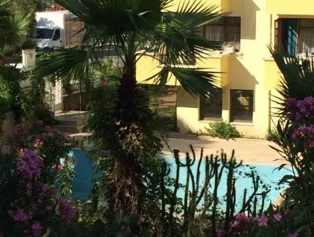 33 Zimmer-Hotel Zum Verkauf In Zentrum Von Marmaris, In Der Nähe Des Meeres