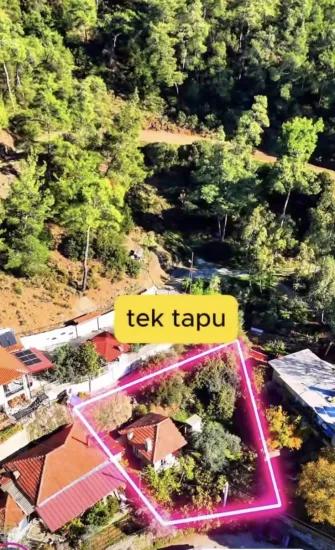 Im Dorf Karabörtlen 356m2 Vermessenes Grundstück Mit Haus