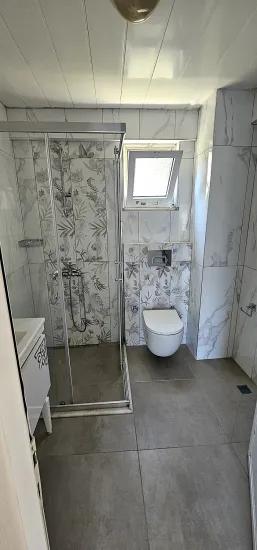 2+1 Wohnung In Der Nachbarschaft Çıldır Mietwohnung