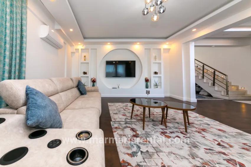 4+1 Bedroom Detached house For sale in Faralya Nbh. Fethiye - 500 m²