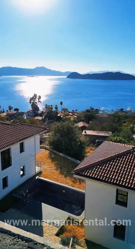 7+3 Bedroom Complex building For sale in Söğüt Nbh. Marmaris - 756 m²