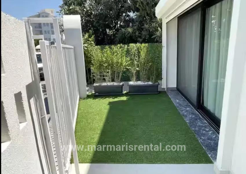 2+1 Bedroom Apartment For sale in Çıldır Nbh. Marmaris - 90 m²