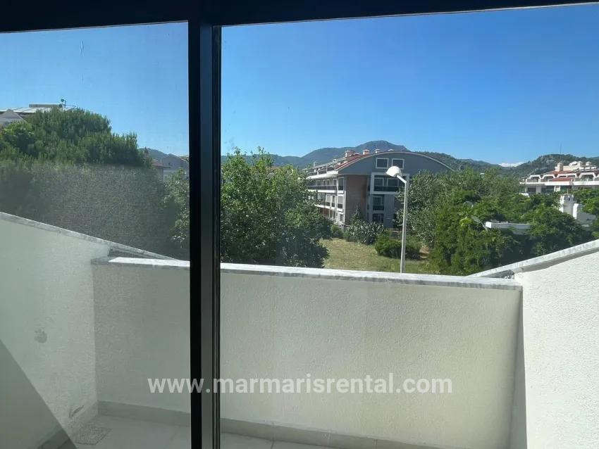3+1 Bedroom Apartment For sale in Çıldır Nbh. Marmaris - 130 m²