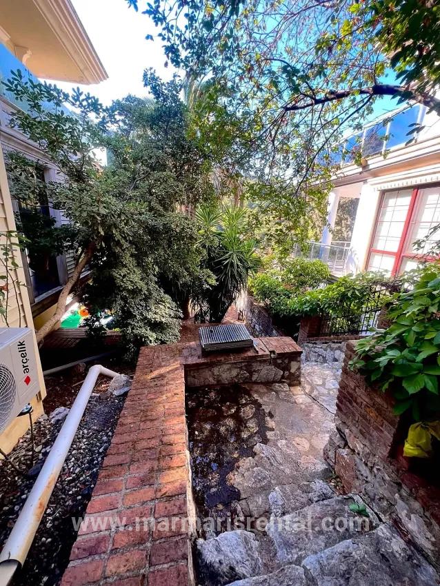4+2 Bedroom Detached house For sale in Armutalan Nbh. Marmaris - 970 m²