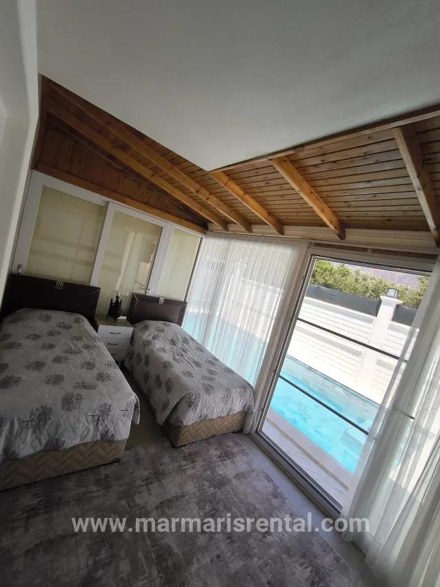 5+1 Bedroom Villa For sale in Yeni Nbh. Köyceğiz - 567 m²