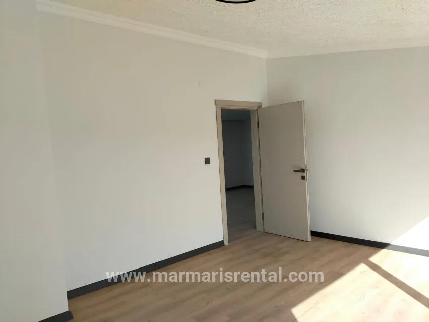 3+2 Bedroom Apartment For sale in Çıldır Nbh. Marmaris - 170 m²