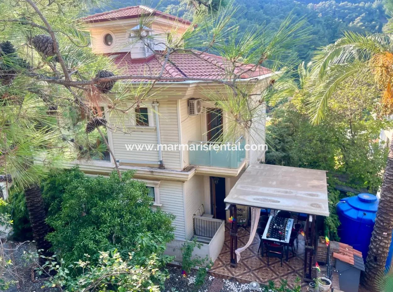 900M2 Land Share Available In Marmaris Armutalan Area, 4 Rooms, 2 Living Rooms, 5 Bathrooms, 450M2 Mansion For Sale