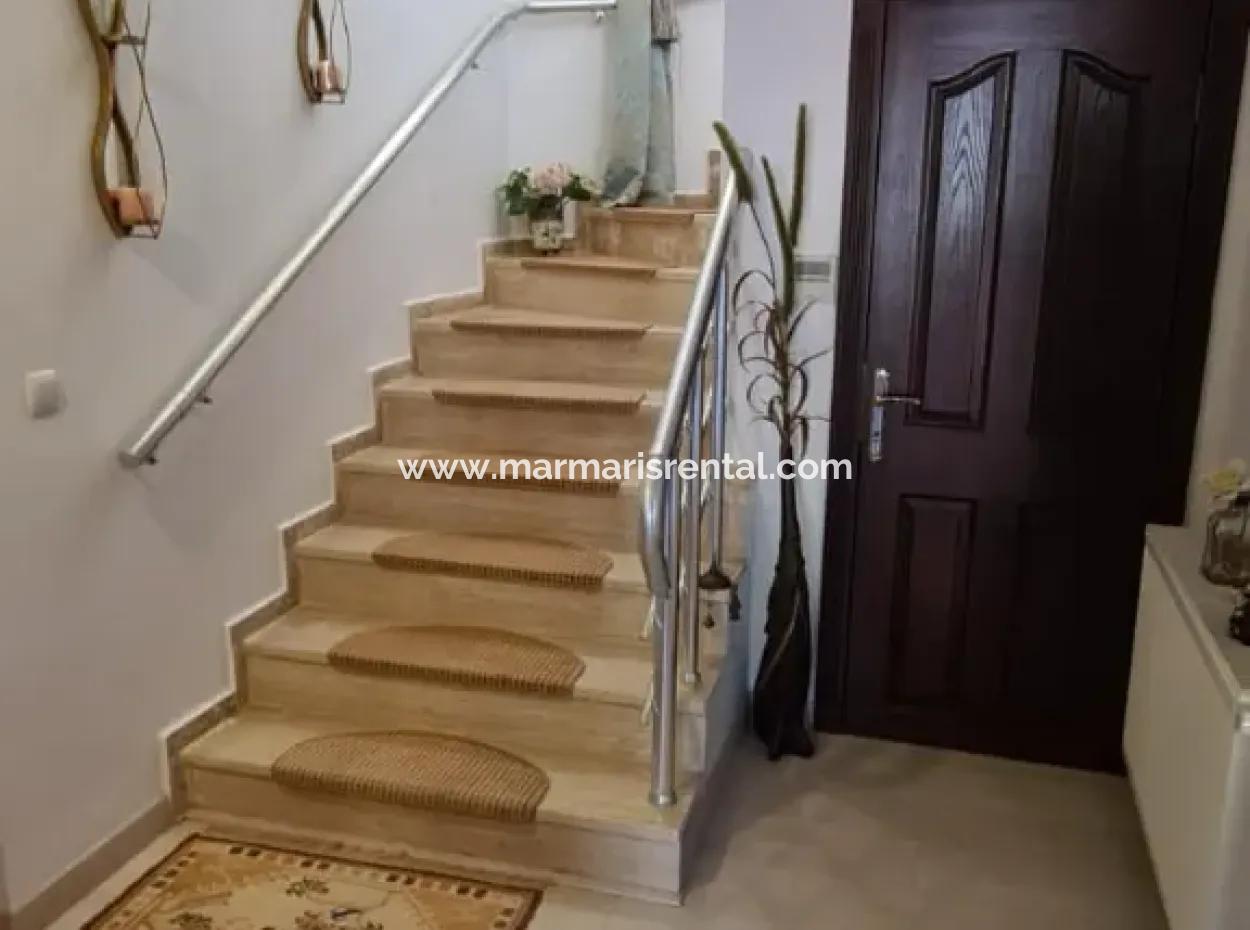 Villa For Sale In Armutalan, Marmaris With A Fully Detached Garden And Pool