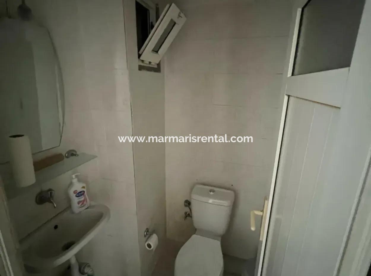 Shop For Sale 90M2 On The Main Street In The Center Of Armutalan, Marmaris