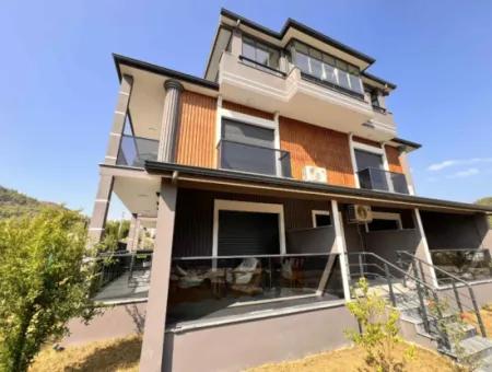 Great Portfolio! The Unique Nature Of Marmaris And Its Location Close To The Center. 5 Units Of 2 1 Fully Furnished Apartments Suitable For Corporate Rental In The Building