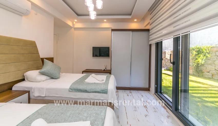 Для продажи Семейный дом 4+1 в Faralya Fethiye - 500 m²