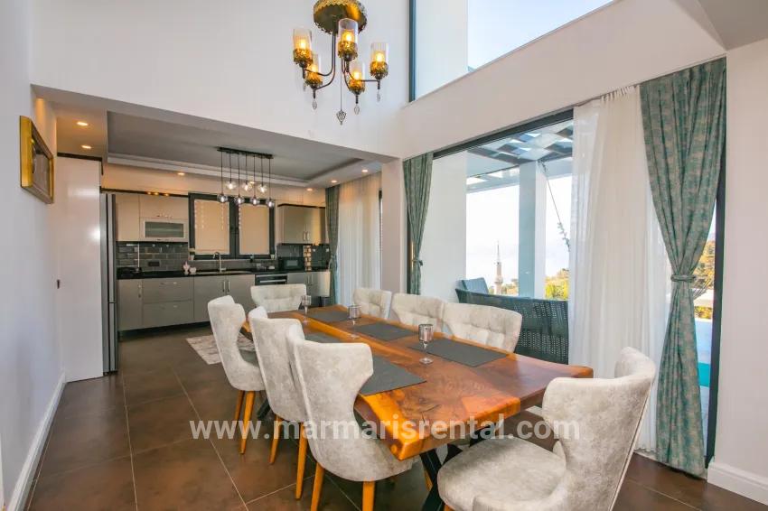 Fethiye Faralya Mah. Satılık 4+1 Müstakil ev - 500 m²