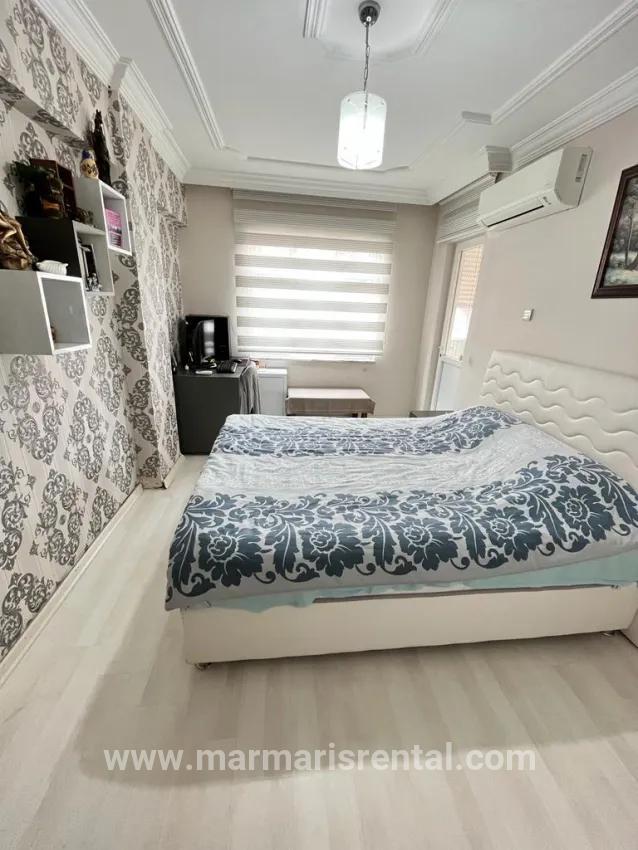 Marmaris Tepe Mah. Satılık 3+1 Daire - 160 m²