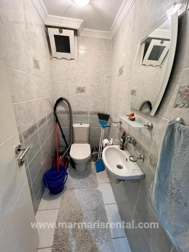 Marmaris Tepe Mah. Satılık 3+1 Daire - 160 m²