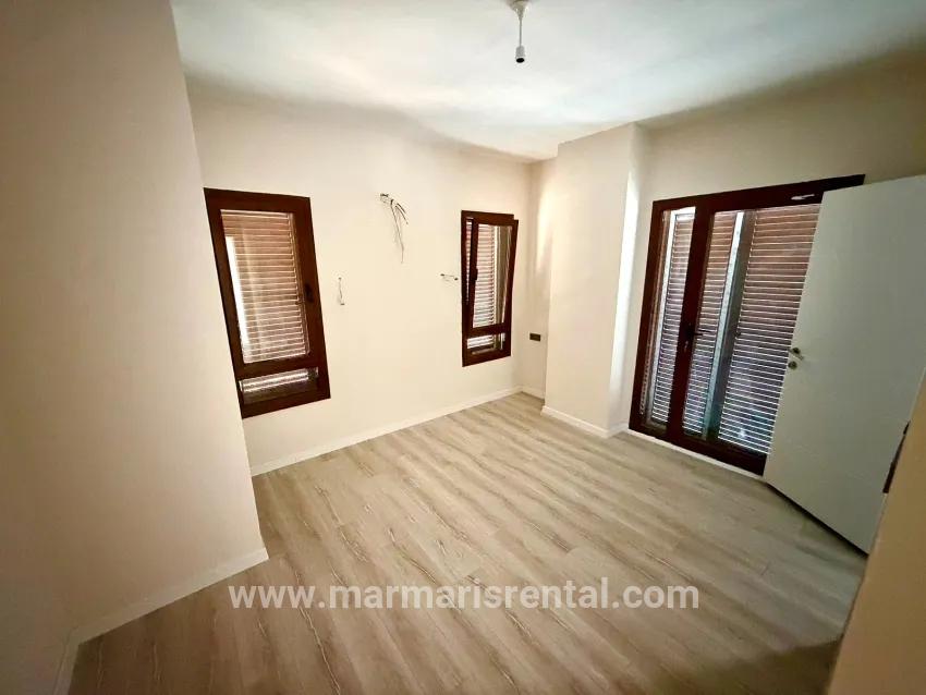 Marmaris Çetibeli Mah. Satılık 3+1 Villa - 140 m²