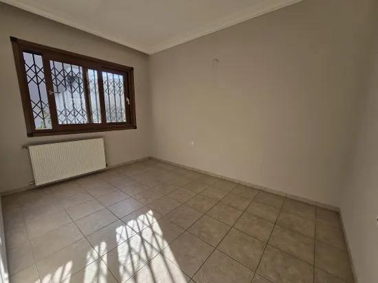 Çıldır Mahallesi Genç Binada 3+1 Kiralık Daire