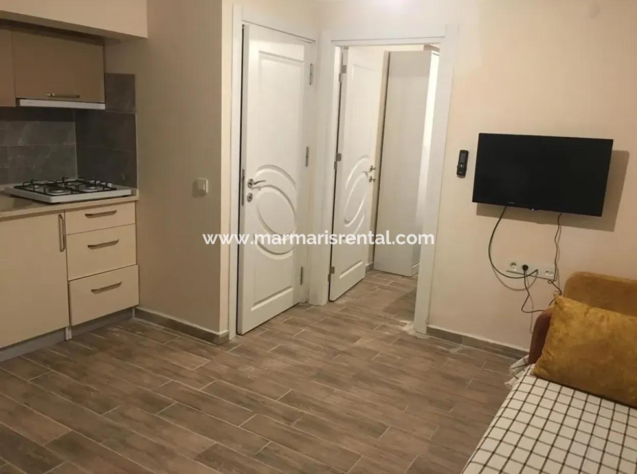 Marmaris Merkez Günlük Kiralık Yüzme Havuzlu Eşyalı Daire