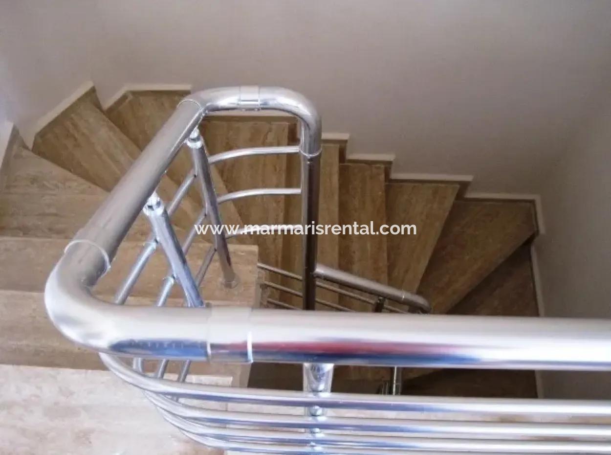 Marmaris Deniz Manzarali 3 Oda 1 Salon Yuzme Havuzlu Satilik Daire