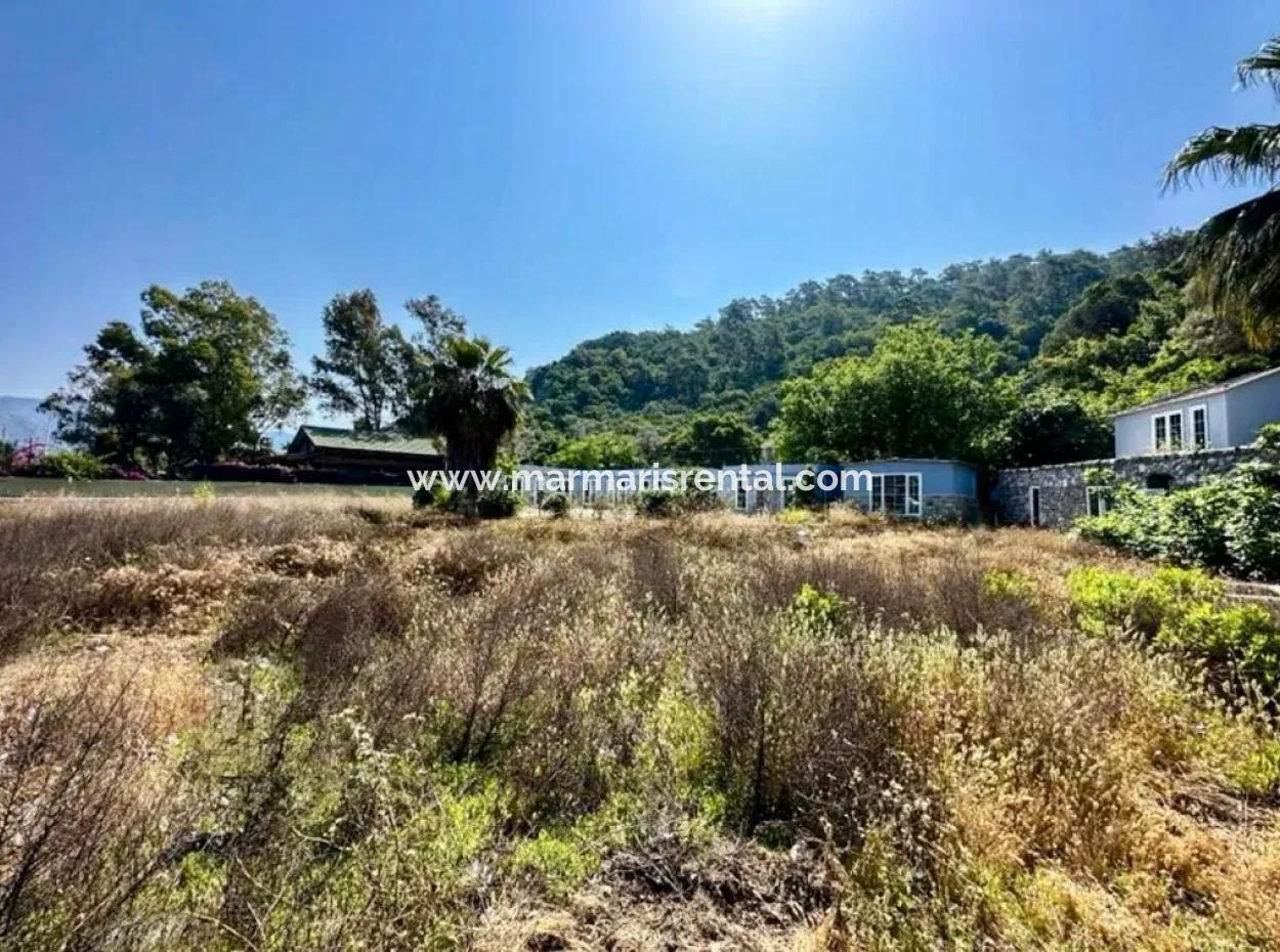 Marmaris Adaköy Mevkiinde Deniz Kenarı Özel Mülk