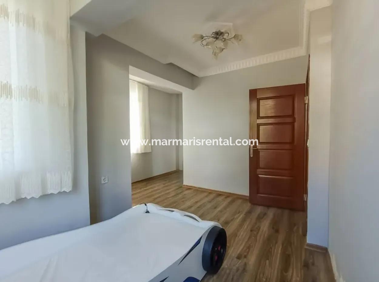 Marmaris İlçesi Beldibi Mahallesi Doğa Manzaralı Yüzme Havuzlu Site İçerisinde 3+1 Bahçe Dubleks Satılık Daire