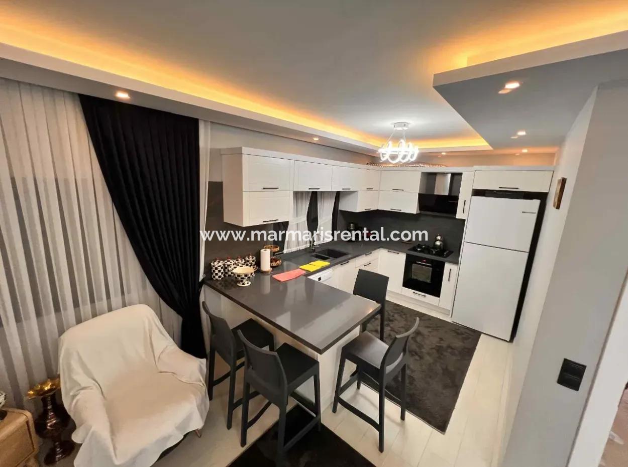 Harika Bir Portföy Marmaris'in Saklı Cennetinde Yatırım Fırsatı: 838M2 Arsa İçerisinde Lüks 5 Adet 2+1 110M2 Daireler Marmaris'e Sadece 15 Km Uzaklıkta,