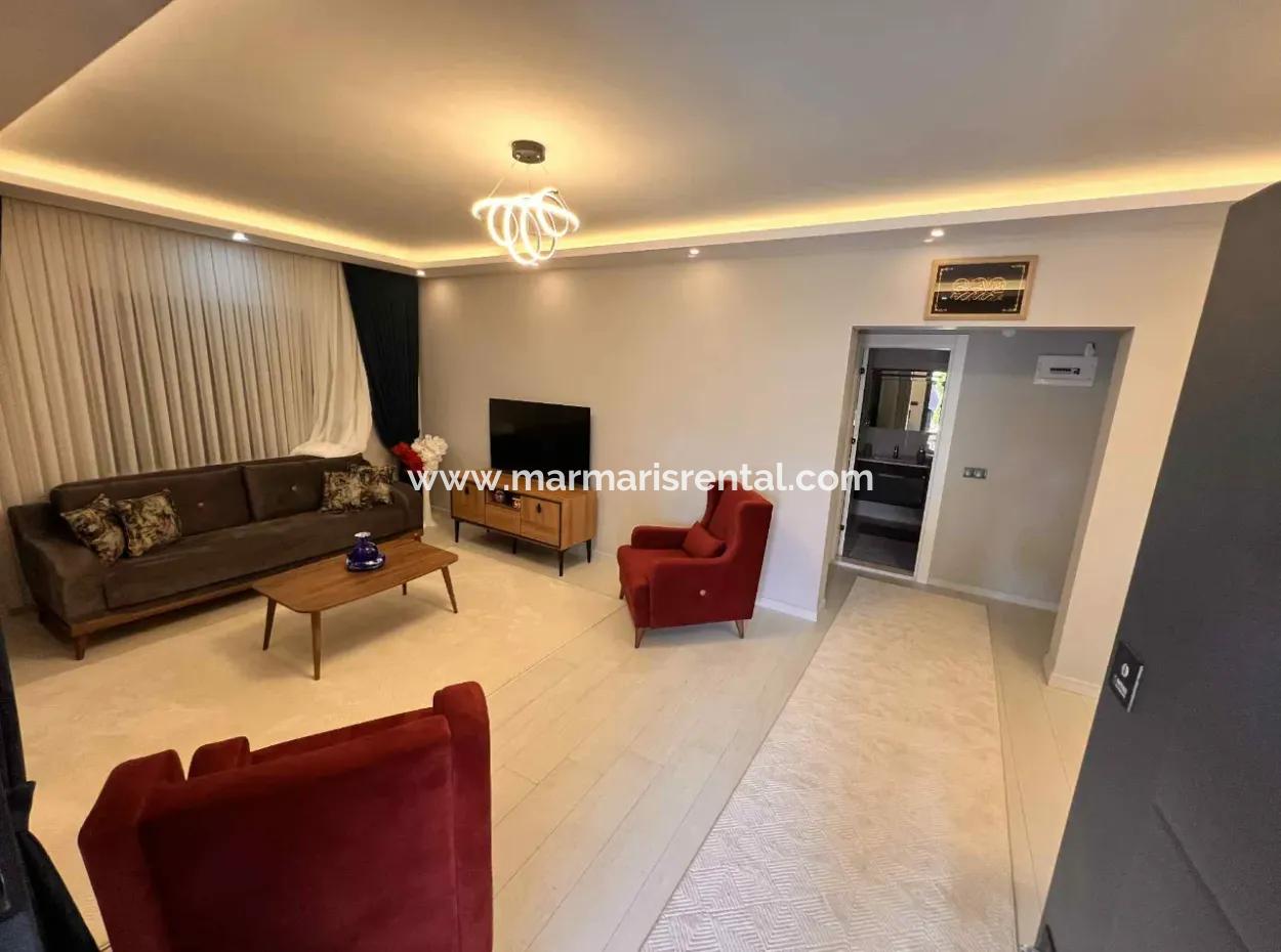 Harika Bir Portföy! Marmaris'in Eşsiz Doğası Ve Merkeze Yakın Konumu,.Komple Kiralık Kurumsala Uygun 5 Adet 2+1 Full Eşyalı Daire Mevcut Bina