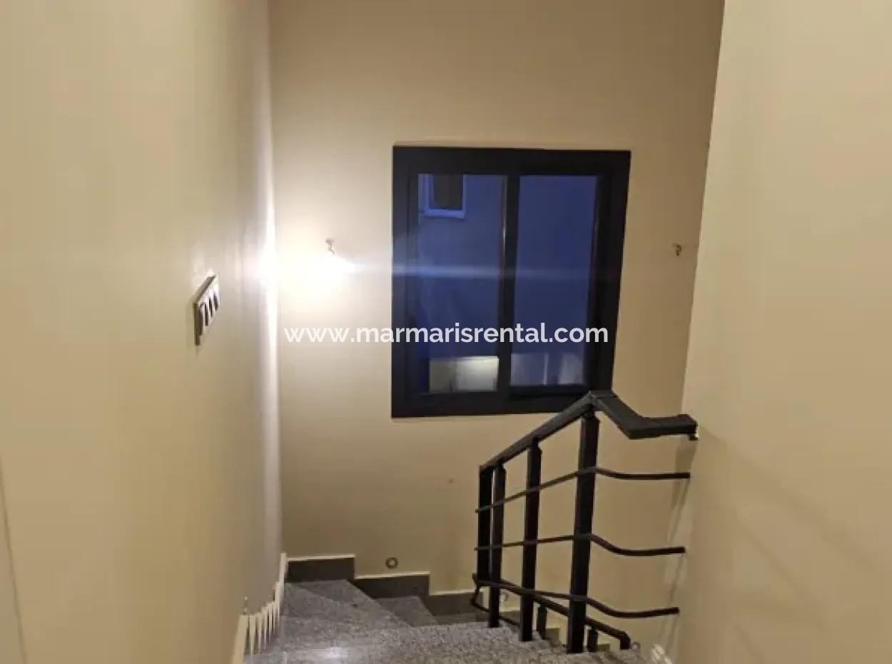 İçmeler Mahallesi 4+1 Tam Müstakil Sıfır Satılık Villa