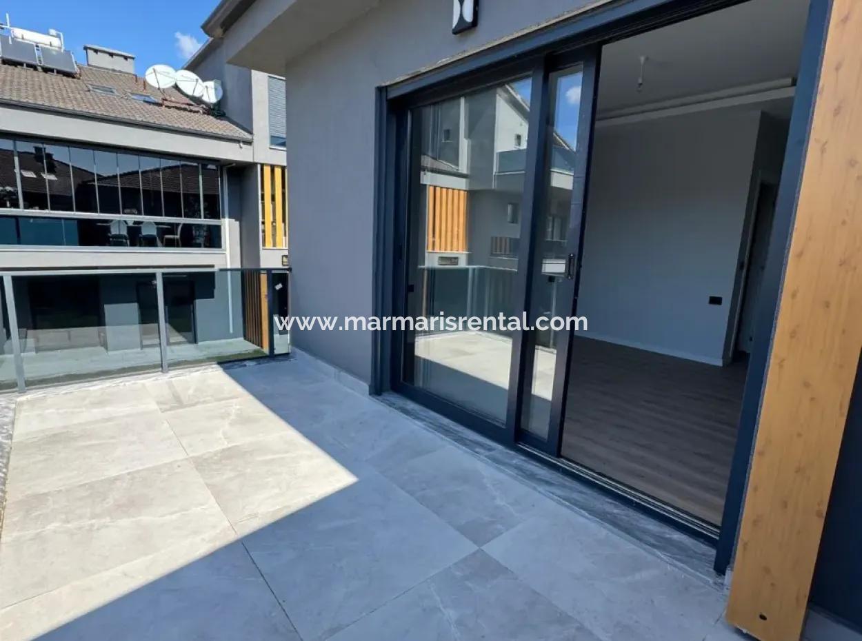 Kemeraltı Mahallesi 4+1 Satılık Müstakil Villa