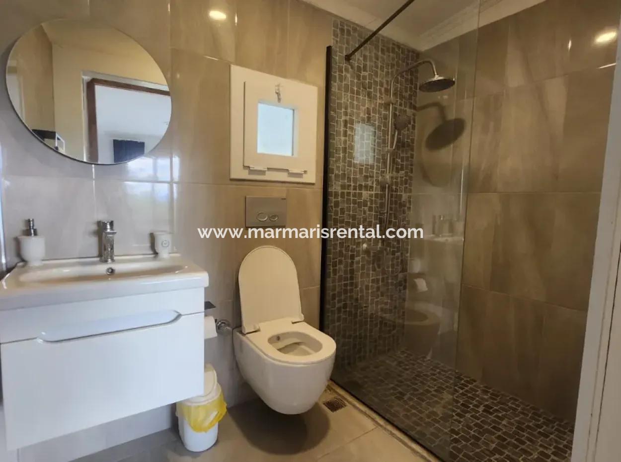 Ortaca Mahallesi Satılık 10.000 M2 İçerisinde Özel Yapım Havuzlu Çiftlik Evi