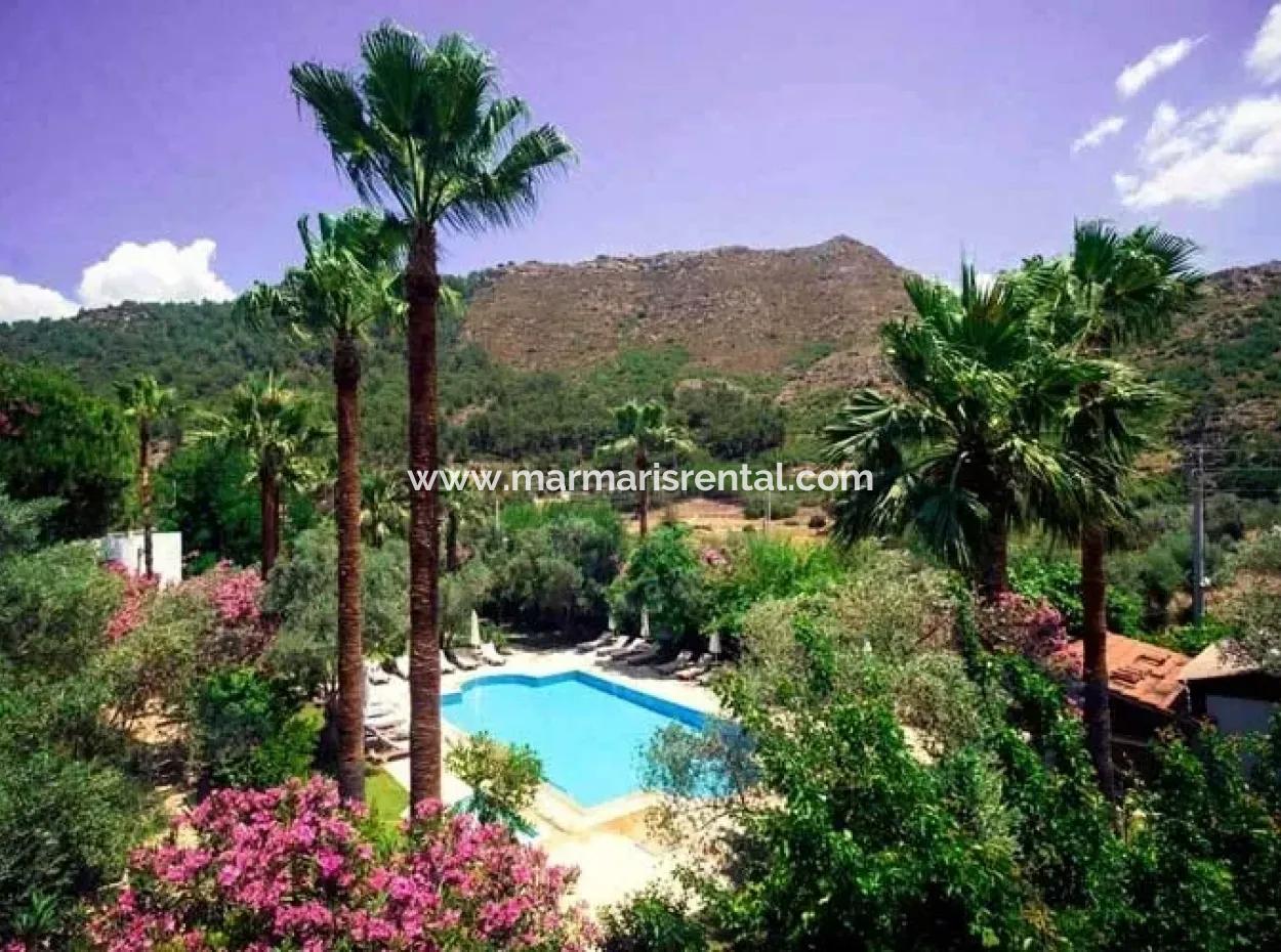 Marmaris,Den 20 Km Uzaklıkta Denize Sıfır Satılık Butik Otel 20 Oda