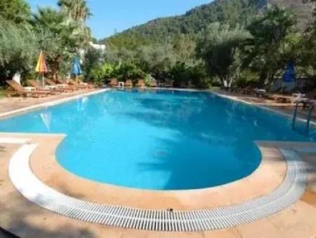Marmaris,Den 20 Km Uzaklıkta Denize Sıfır Satılık Butik Otel 20 Oda